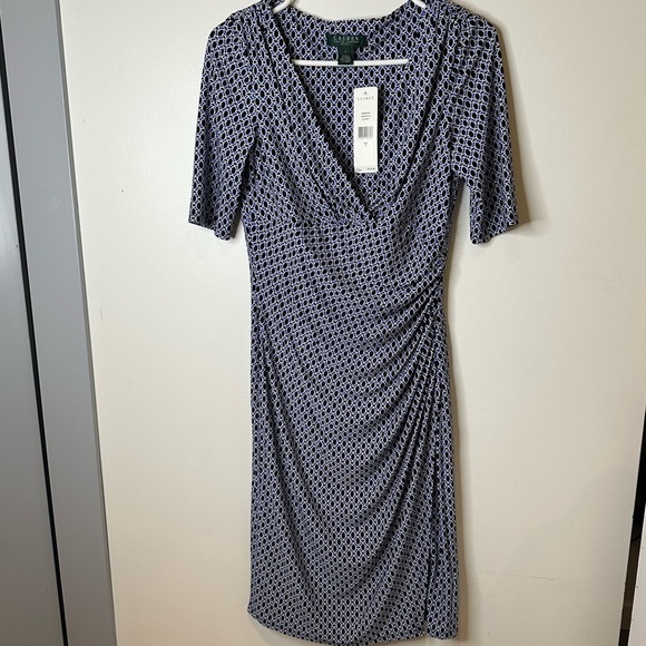 Lauren Ralph Lauren Dresses & Skirts - Lauren Ralph Lauren blue essentials geometric V neck dress women’s size 4